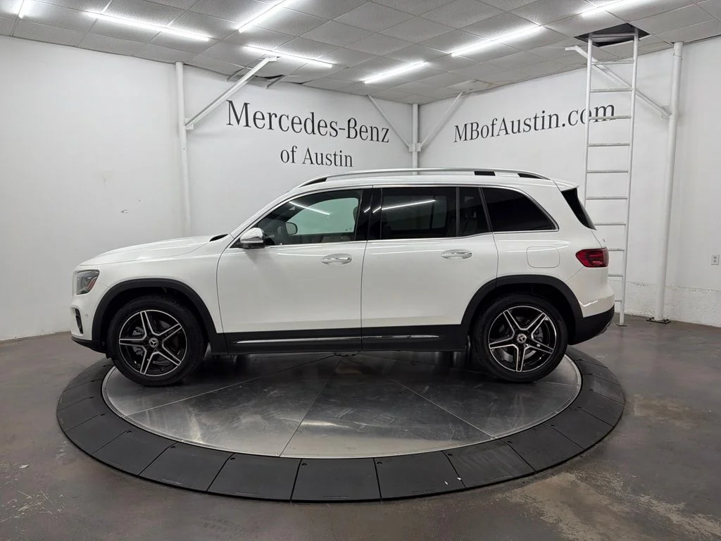 New 2026 White Mercedes-Benz GLB 250 image 4