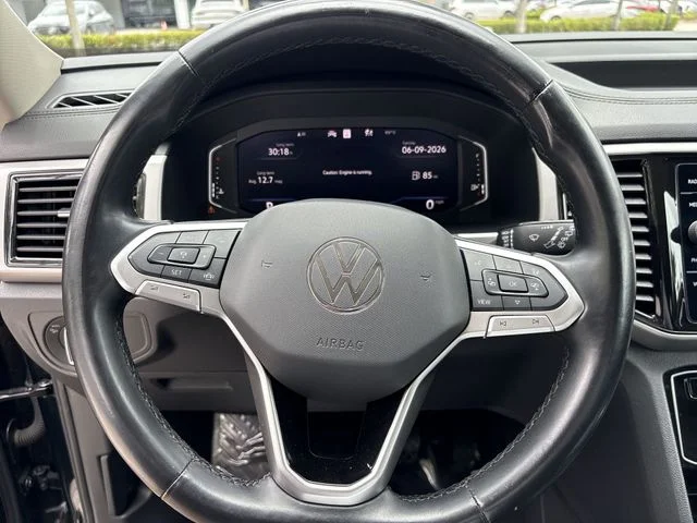 Used 2021 Green Volkswagen SEL Premium image 14