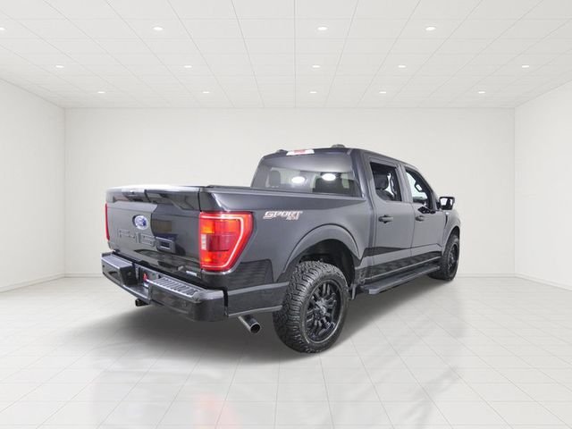 Used 2021 Black Ford XLT image 7