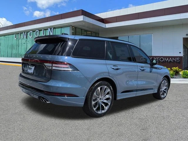 New 2026 Blue Lincoln Premiere image 4