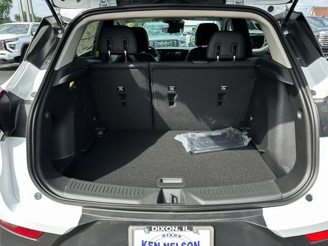 New 2026 Summit White Buick Preferred image 15