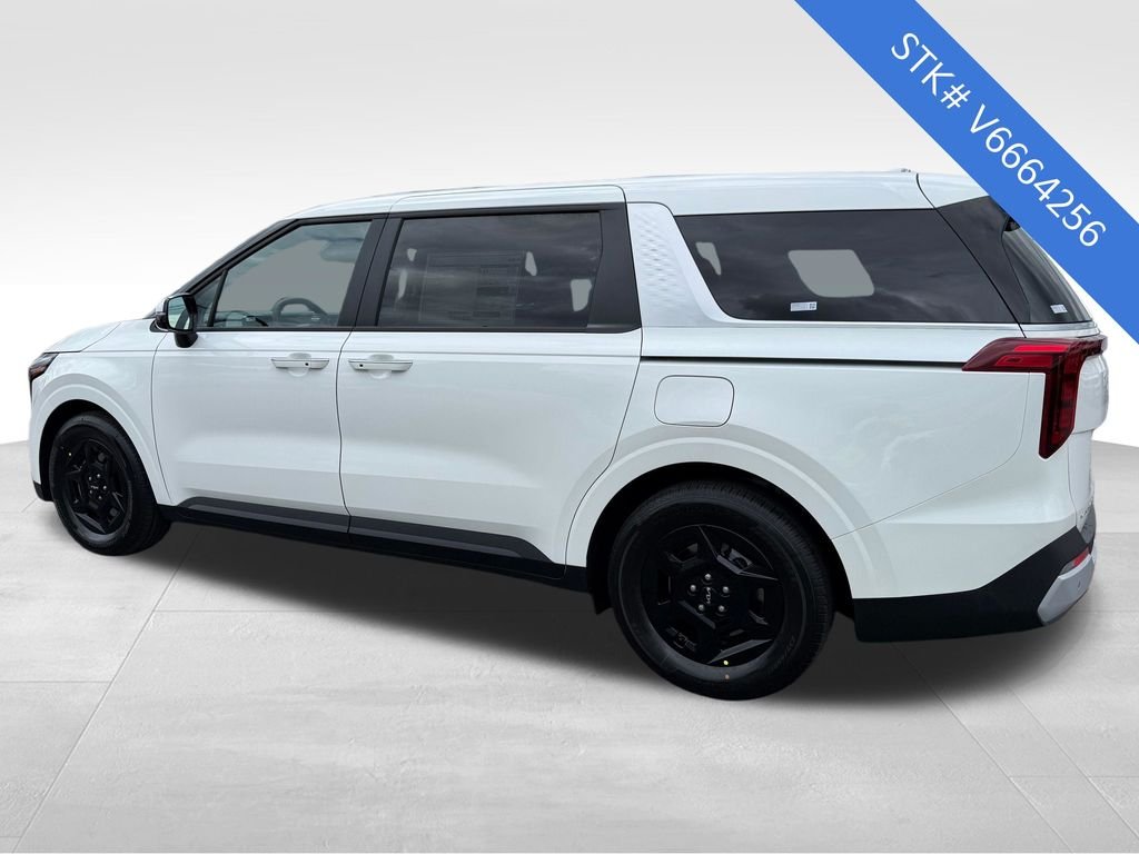 New 2027 Snow White Pearl Kia LXS image 5