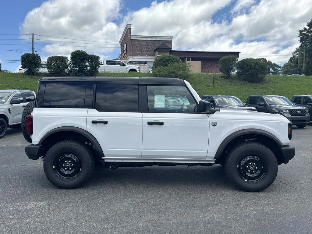 New 2026 White Ford Big Bend image 8