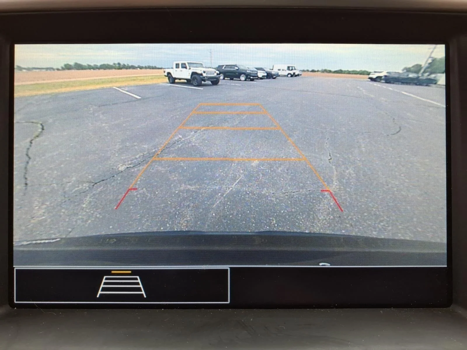 Used 2023 Ebony Twilight Metallic GMC SLE image 9