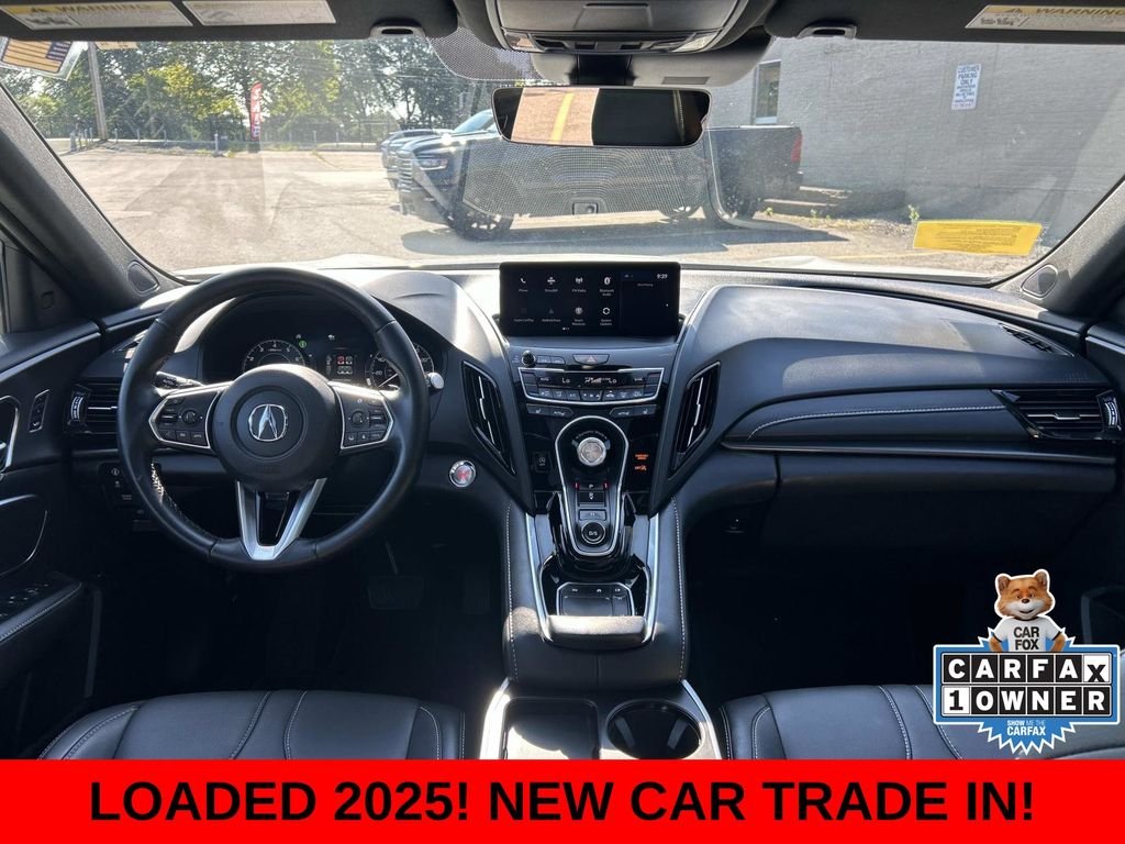 Used 2025  Acura Base image 19