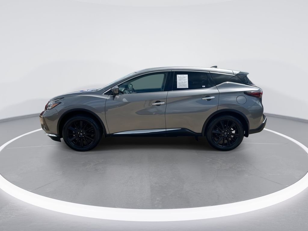 Used 2023 Gray Nissan SL image 5