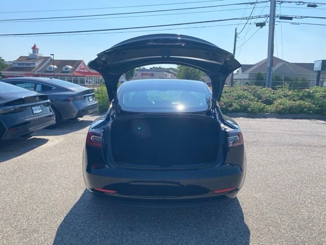 Used 2022  Tesla Long Range image 31