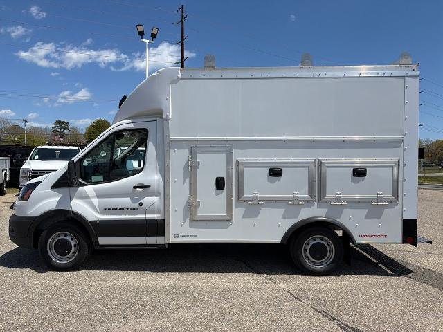 New 2026 Oxford White Ford Cutaway image 29