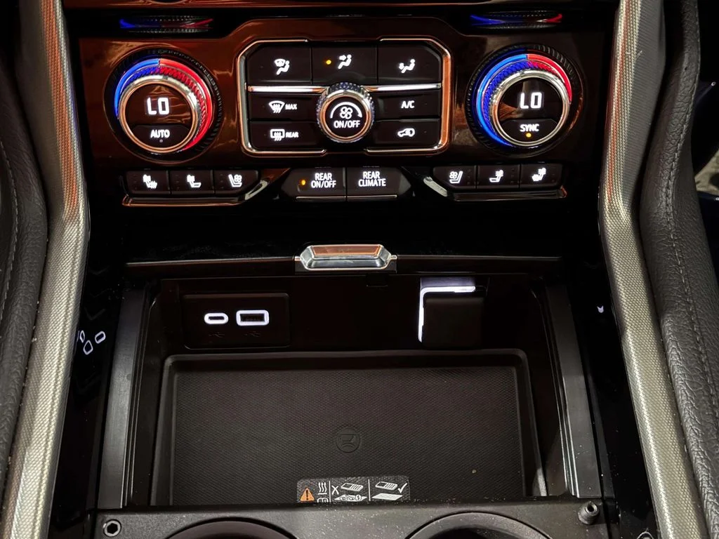 Used 2022 Black GMC Denali image 21