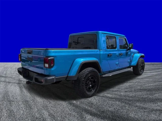 Certified Used 2025 Hydro Blue Pearlcoat Jeep Nighthawk image 4