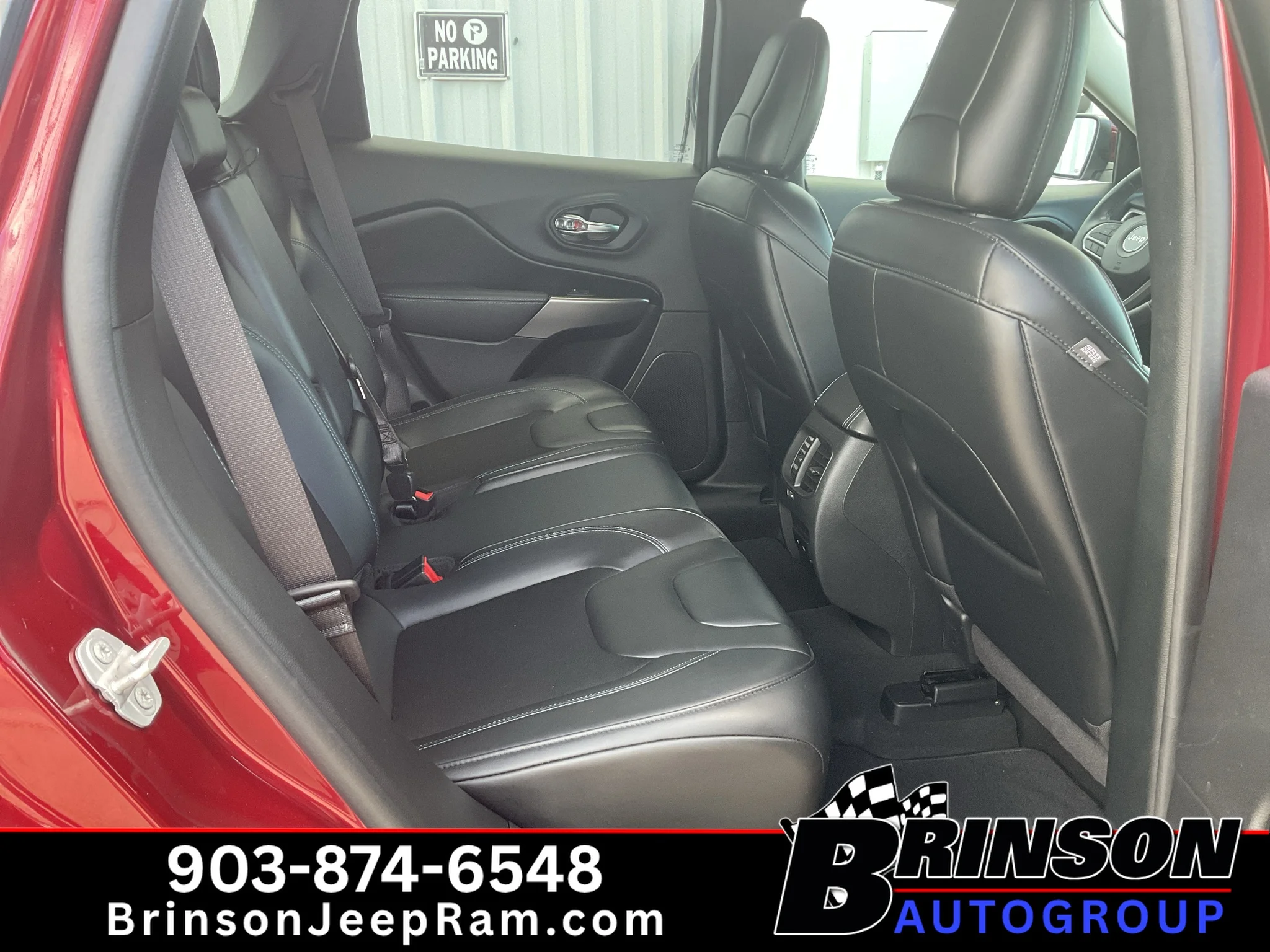 Used 2020 Velvet Red Pearlcoat Jeep Latitude Plus image 20