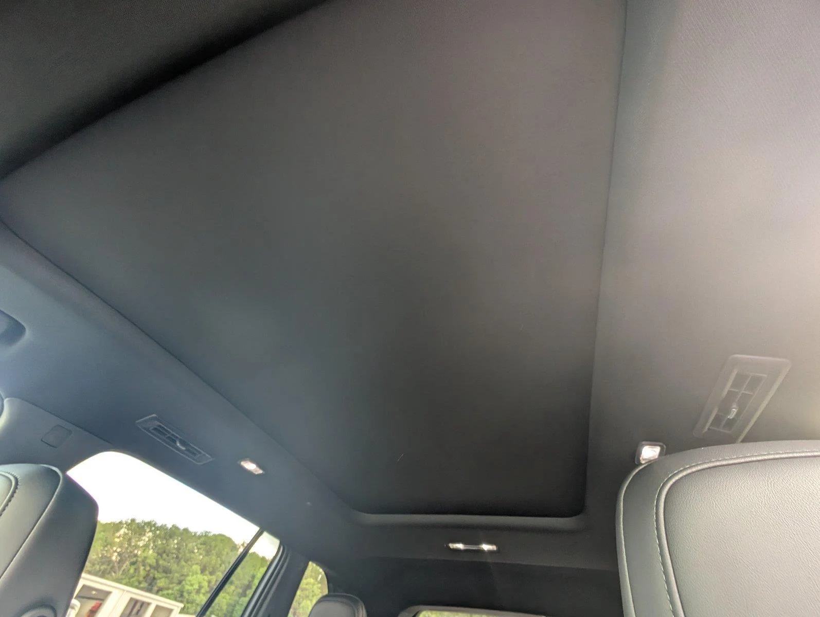 New 2027 Summit White GMC Elevation image 37