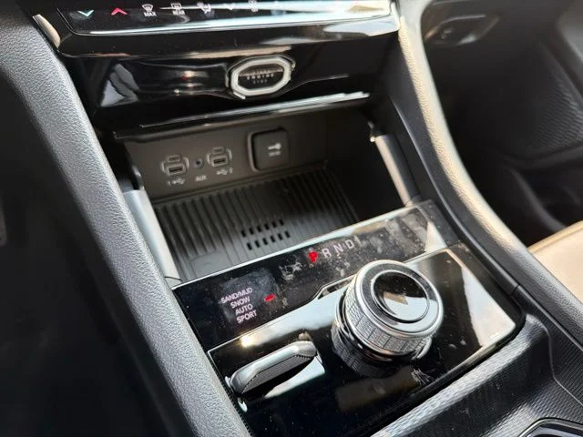 New 2026 Silver Jeep  image 18