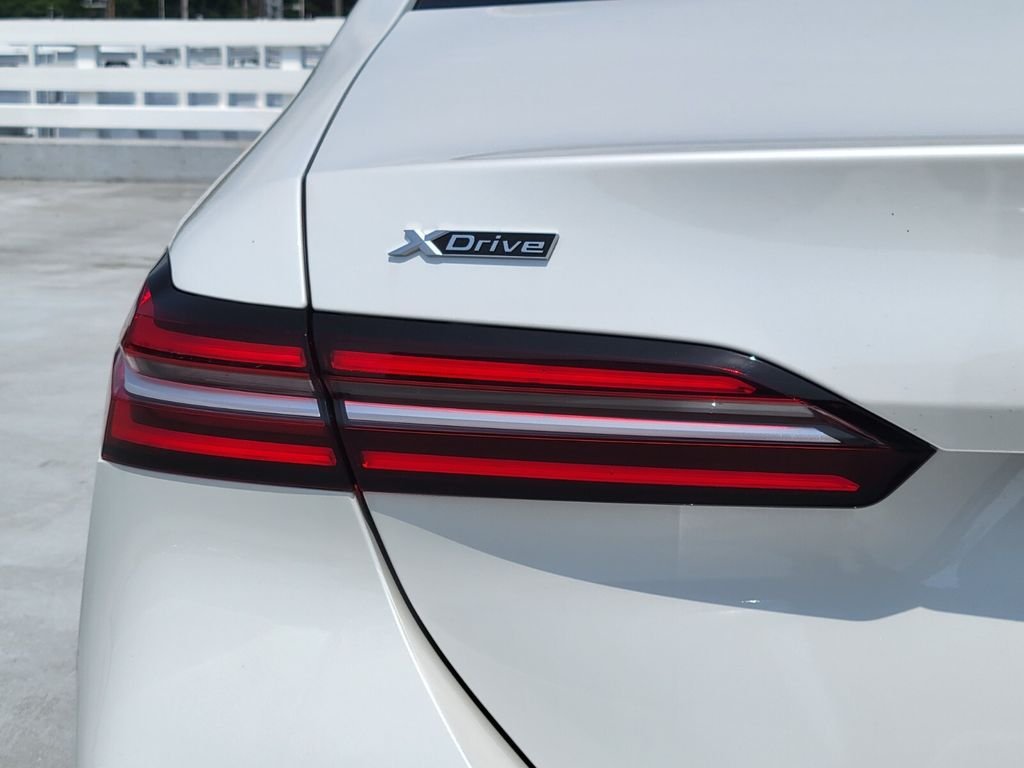 2026 BMW 5 Series 530i - Photo 10