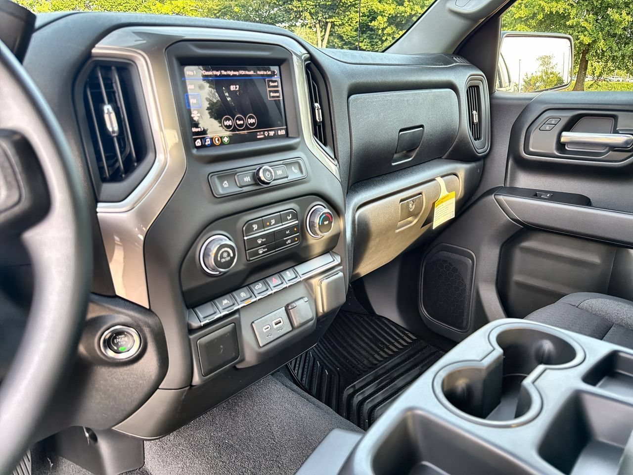 2026 Chevrolet Silverado 1500 Custom - Photo 11