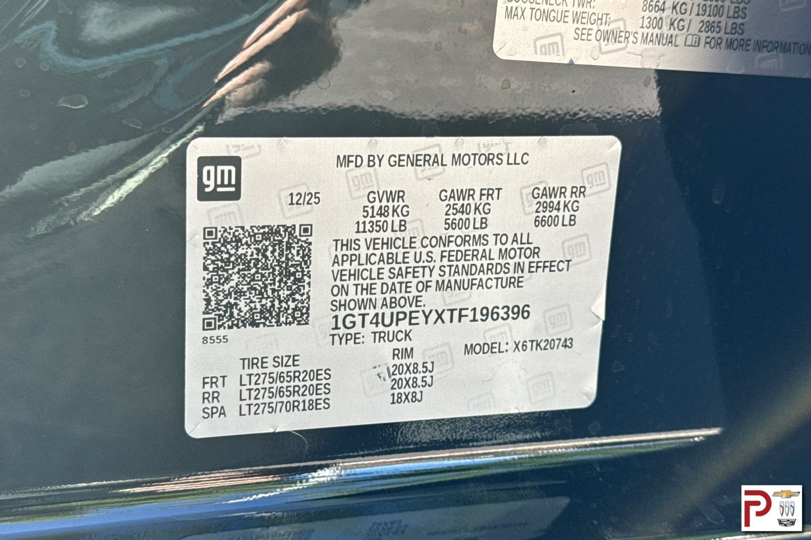 Used 2026 Black GMC AT4 image 35