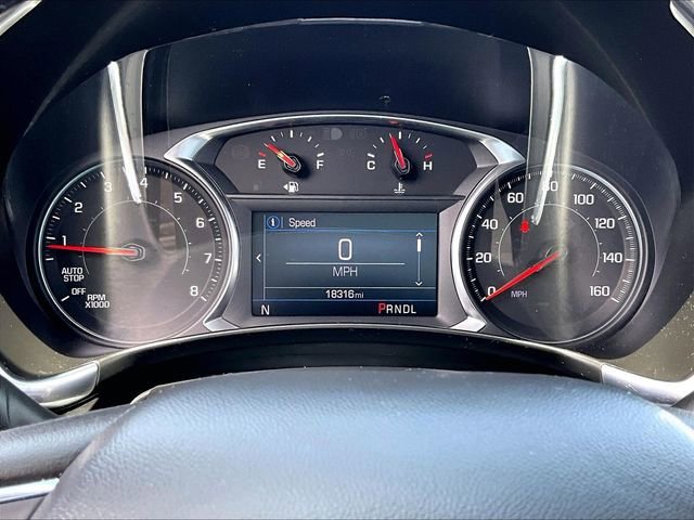 Used 2024 Summit White Chevrolet LT image 25