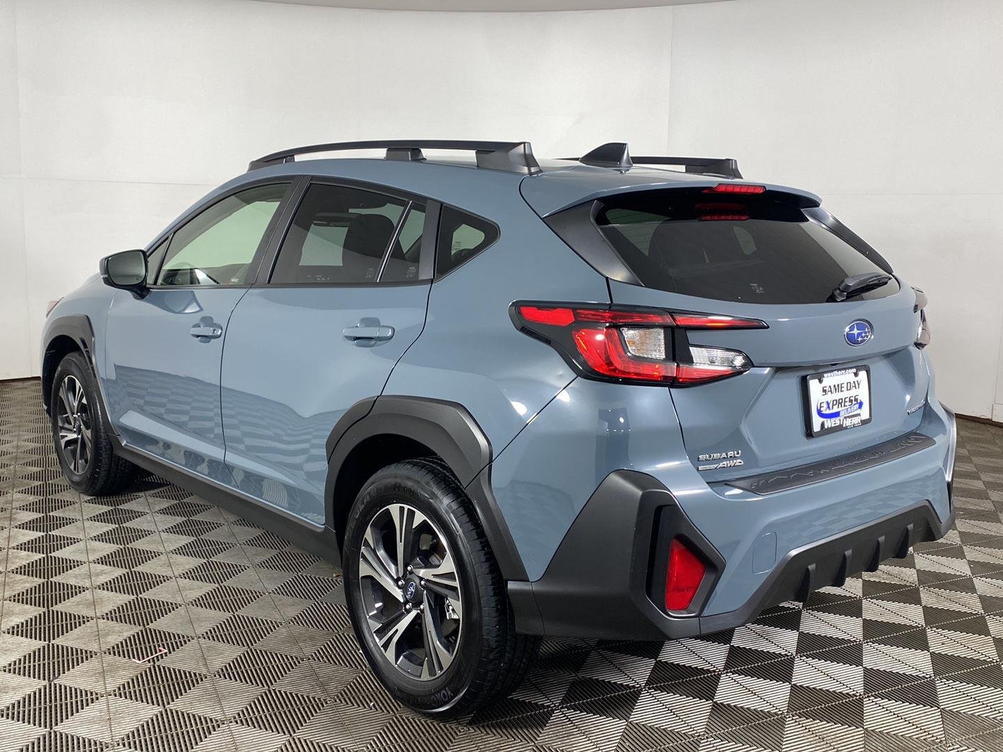Used 2024 Offshore Blue Metallic Subaru Premium image 6
