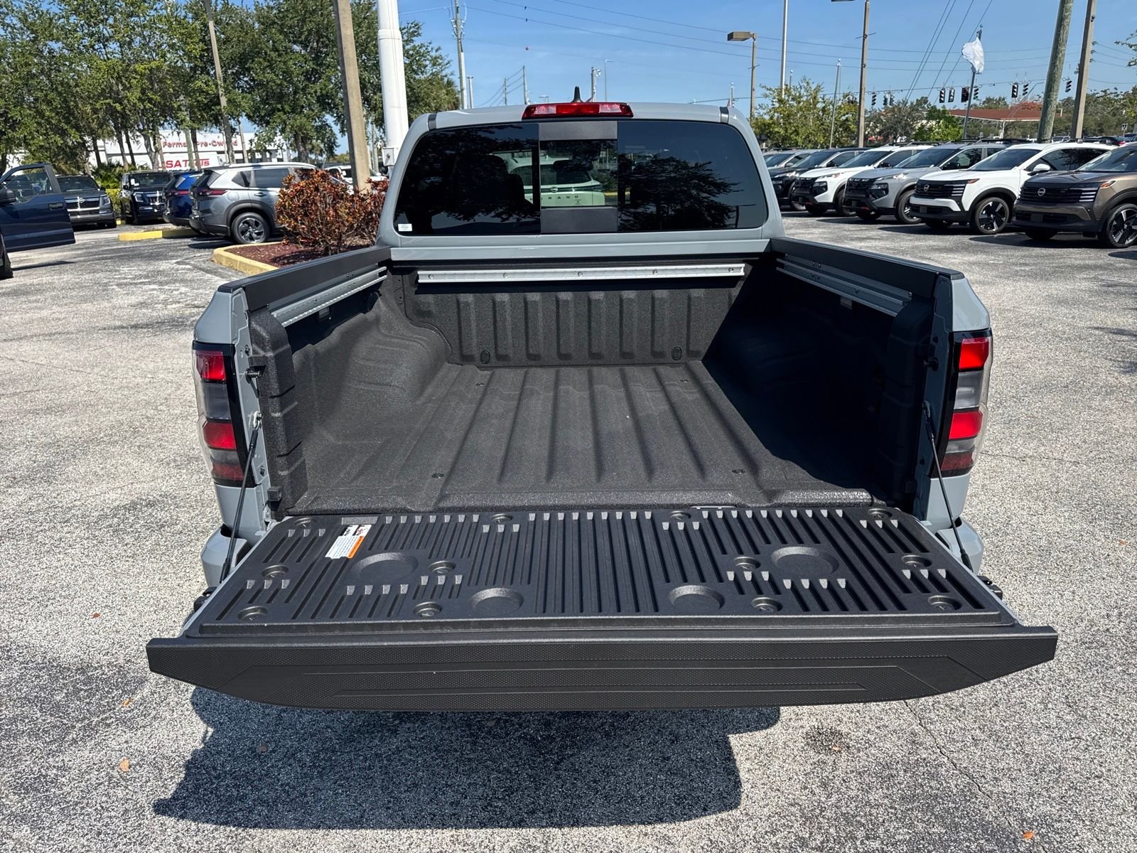 New 2026 Nissan Frontier SV 4D Crew Cab