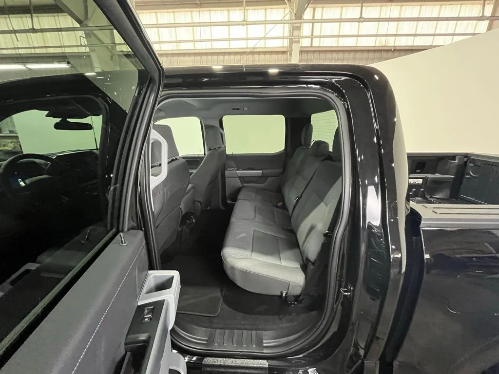 Used 2025 Black Ford XLT image 15