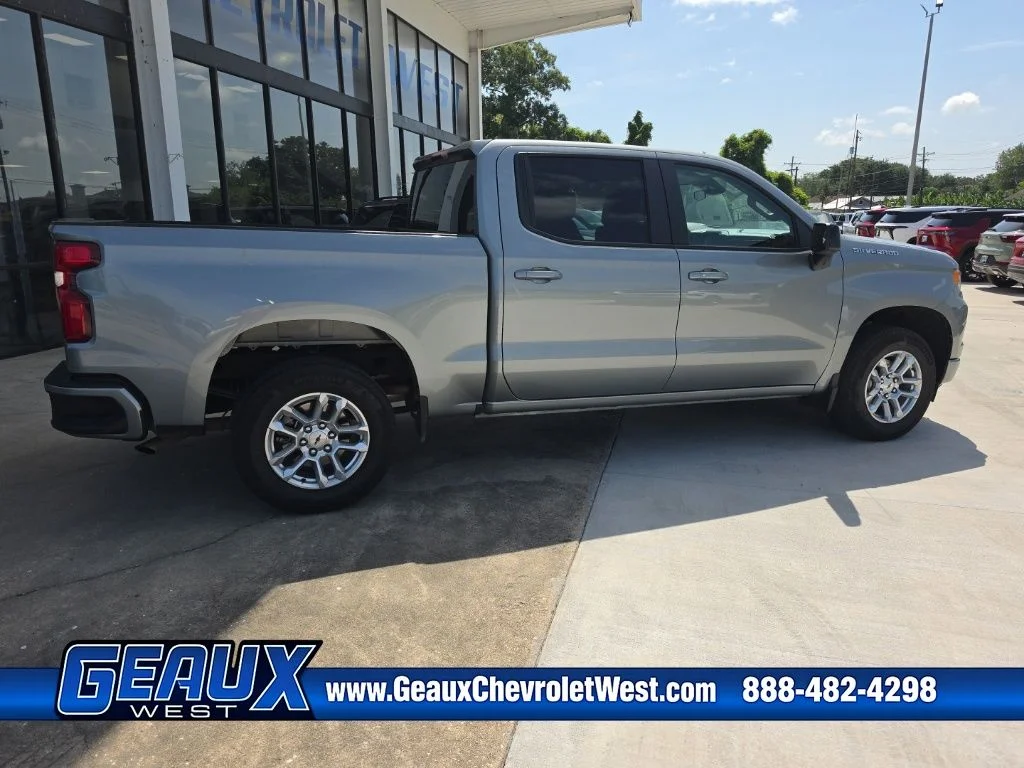 Used 2026 Gray Chevrolet RST image 9