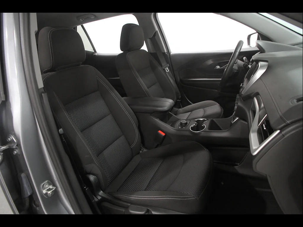 2023 GMC Terrain SLE - Photo 17