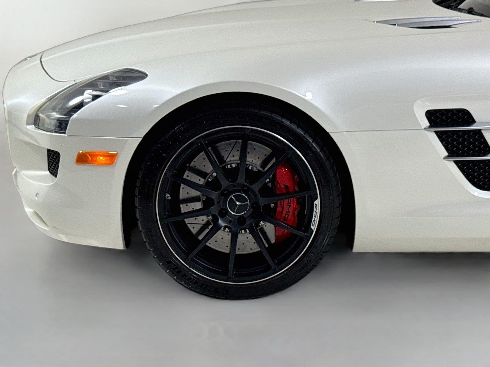 Used 2012 designo Mystic White II Mercedes-Benz SLS AMG® image 40