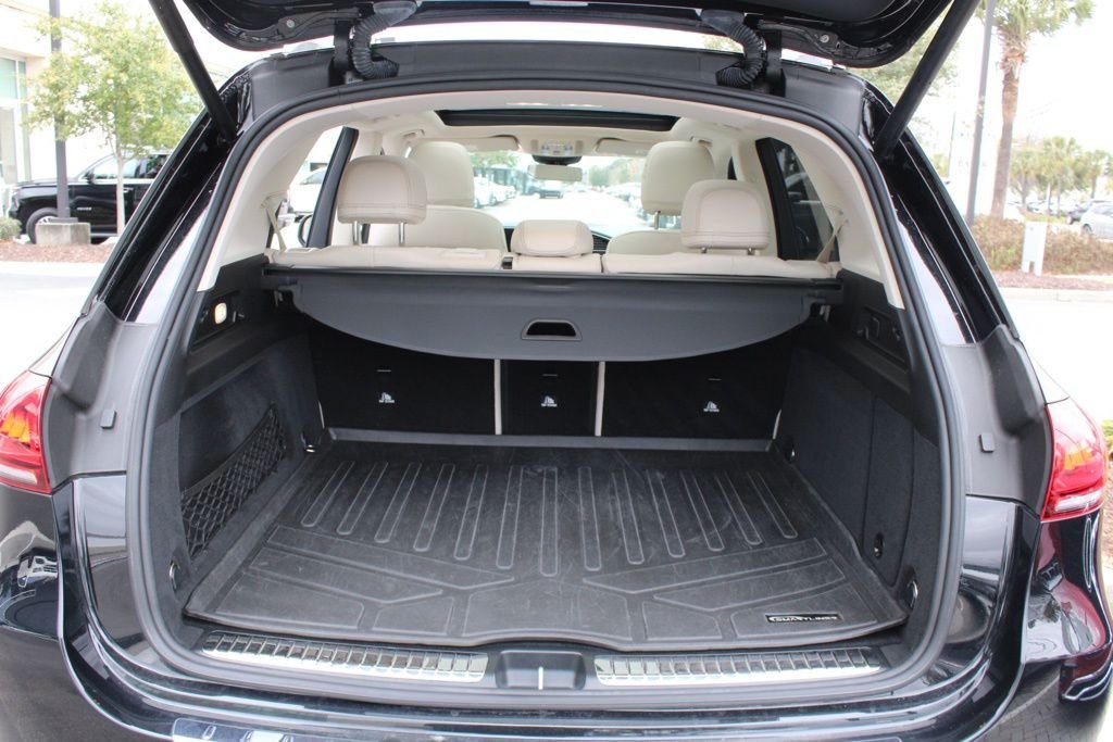 Used 2022 Black Mercedes-Benz GLE 350 image 33