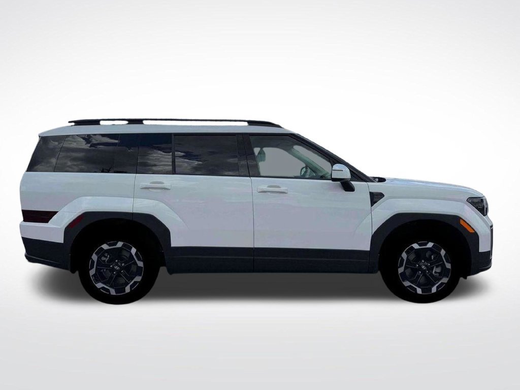 New 2026 White Hyundai SEL FWD image 28