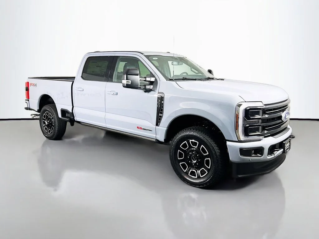 2026 Ford F-350 Platinum 4x4 Crew Cab 6-3/4' Box SRW's photo