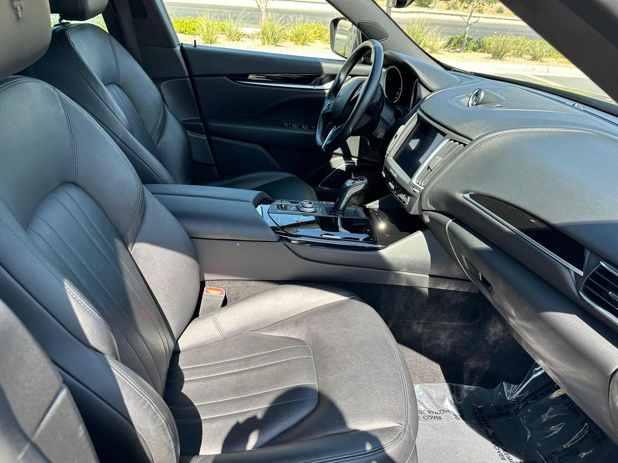 Used 2019 Nero Maserati Base image 3