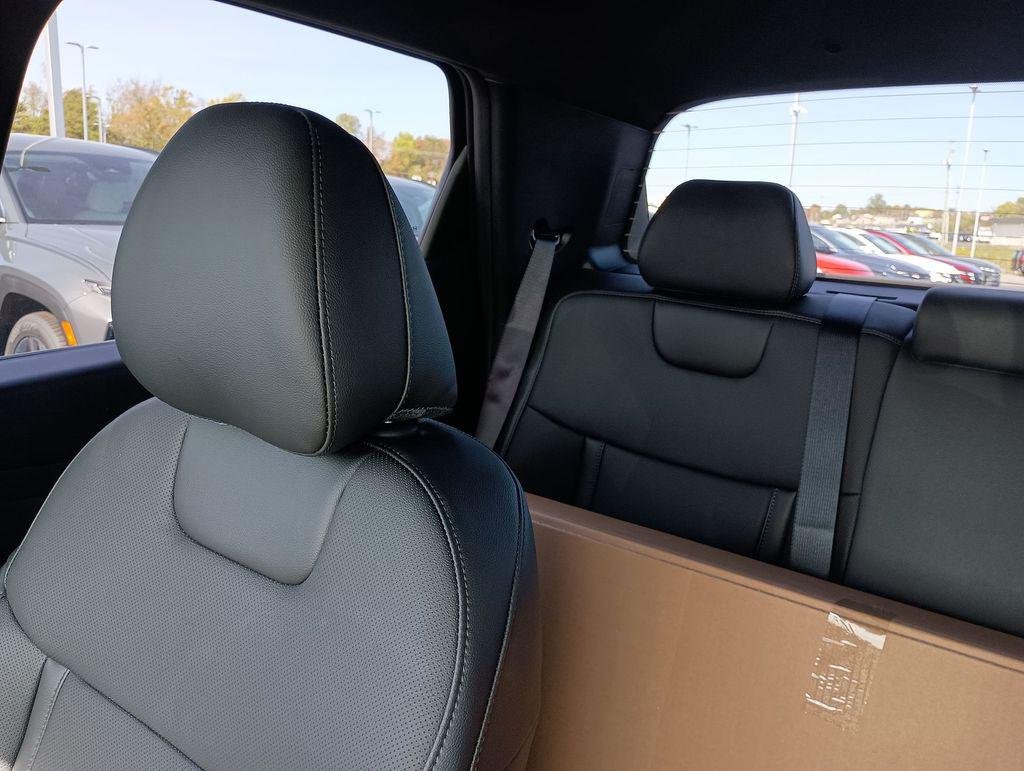 2026 Hyundai Santa Cruz SEL - Photo 12