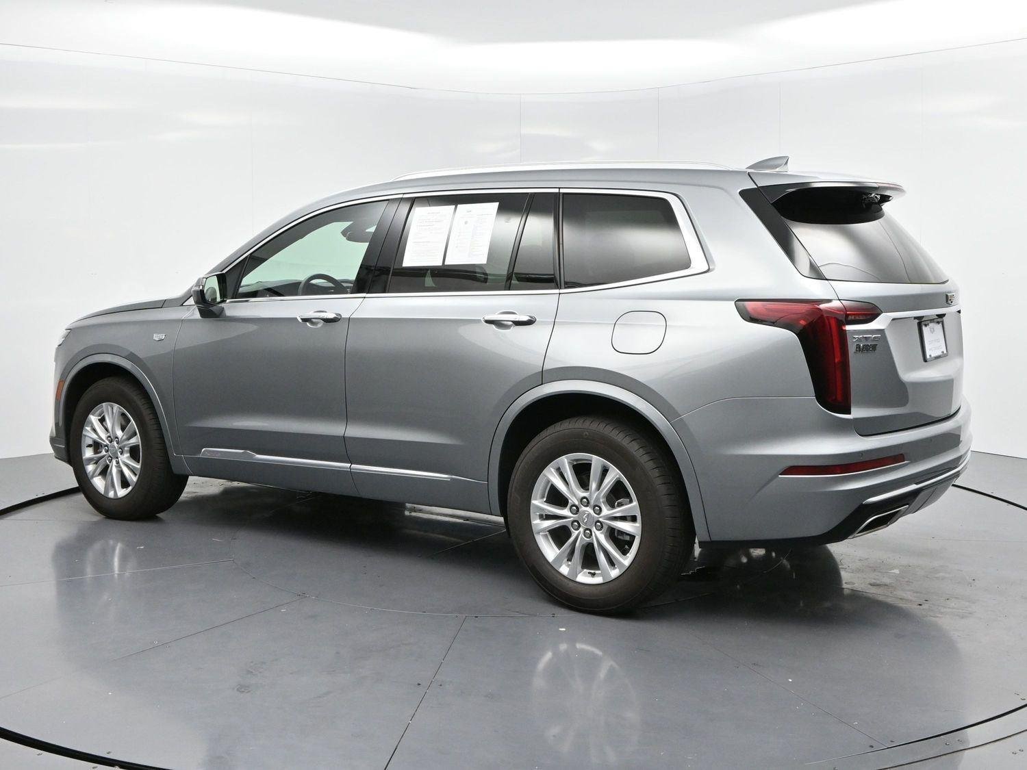 Used 2025 Argent Silver Metallic Cadillac Luxury image 5