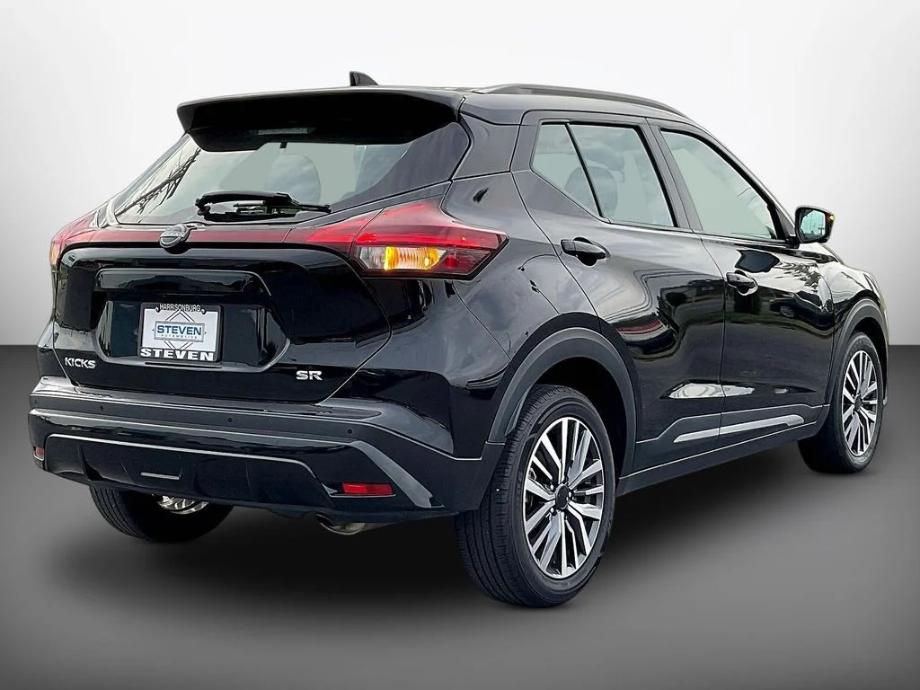 Used 2024 Black Nissan SR image 6