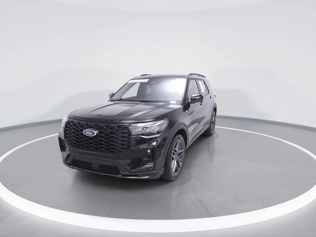 Used 2025 Black Ford ST-Line image 3
