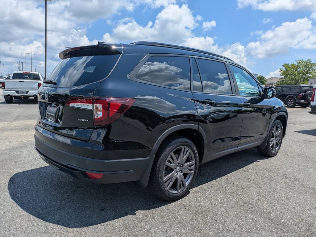 Used 2022  Honda Sport image 4