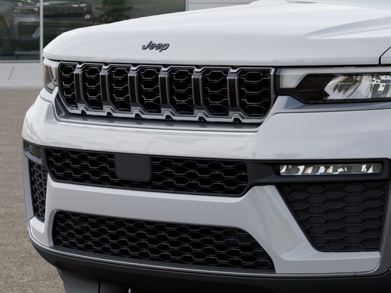 New 2026 Bright White Clear-Coat Exterior Paint Jeep Limited image 11