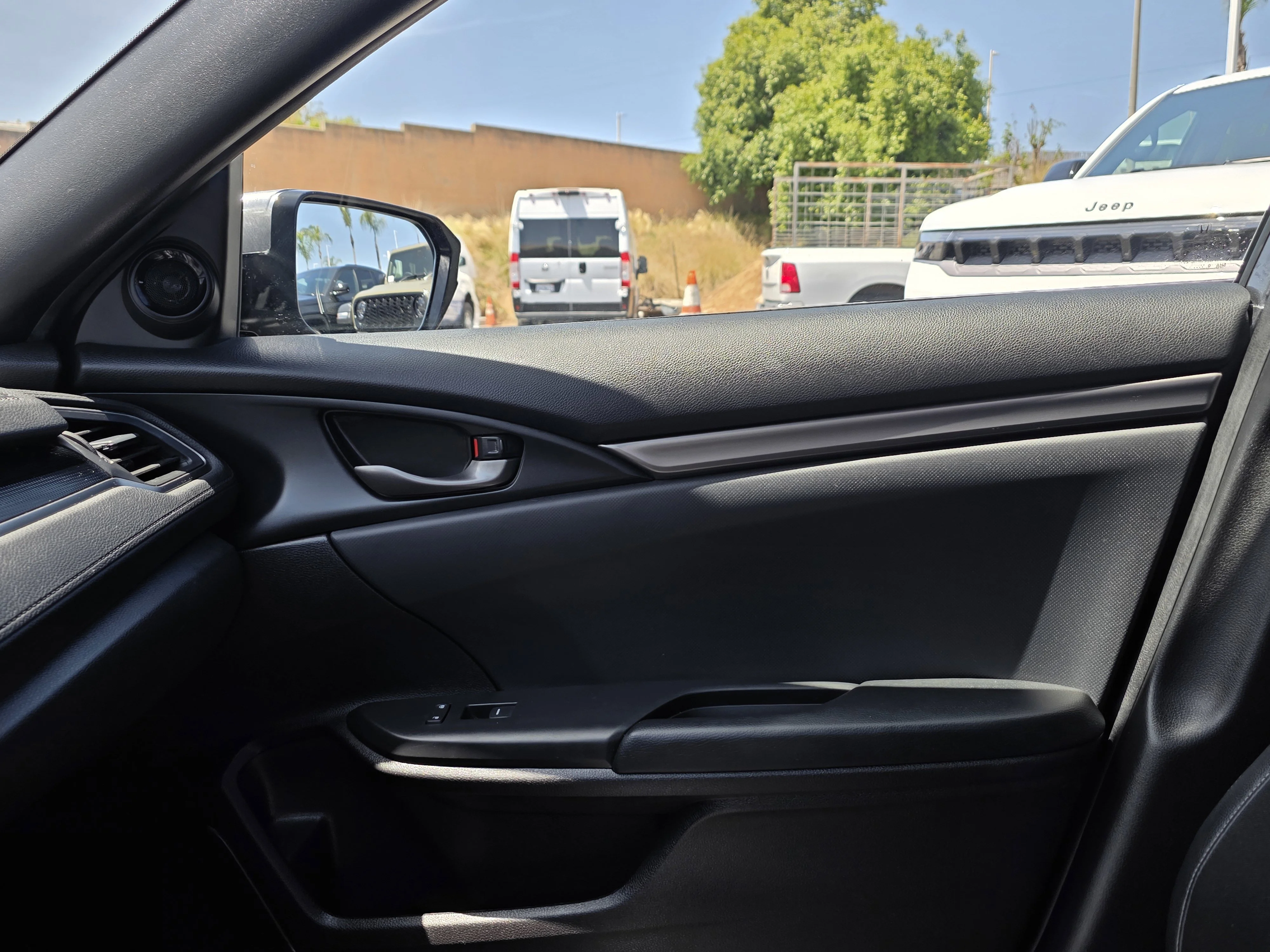 Used 2021  Honda Sport image 16