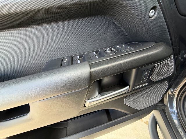 Used 2023 Gray Land Rover Carpathian Edition image 11
