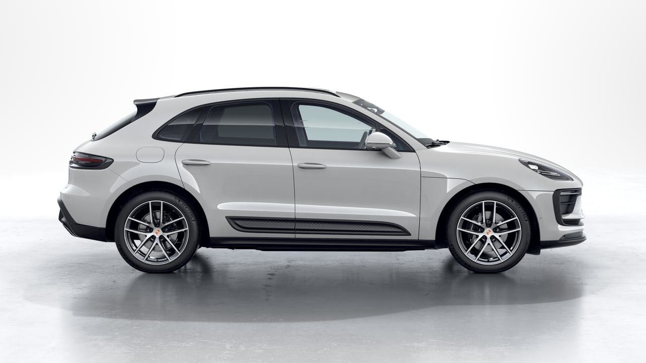 New 2026 Chalk Porsche  image 6