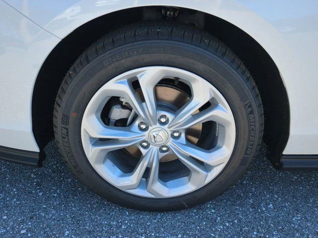 New 2026 Platinum White Pearl Honda LX image 10