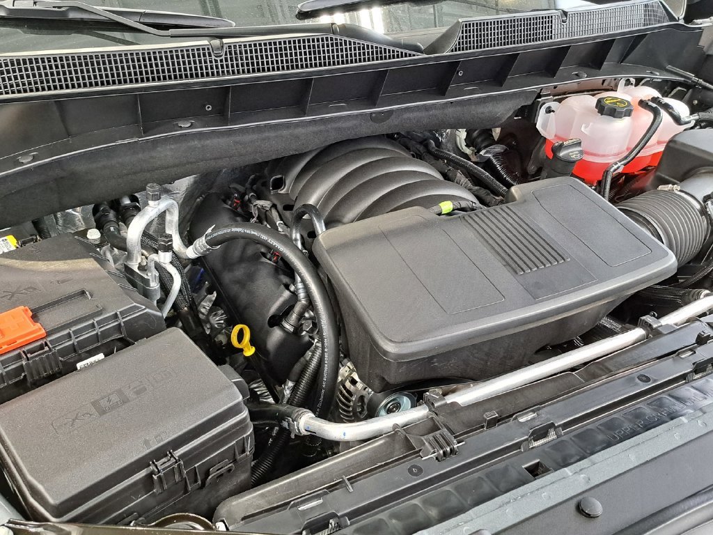 2026 Chevrolet Silverado 1500 RST Crew Cab Pickup Slide 13