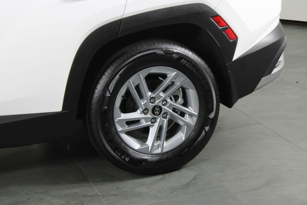 Certified Used 2026 White Hyundai SE image 15