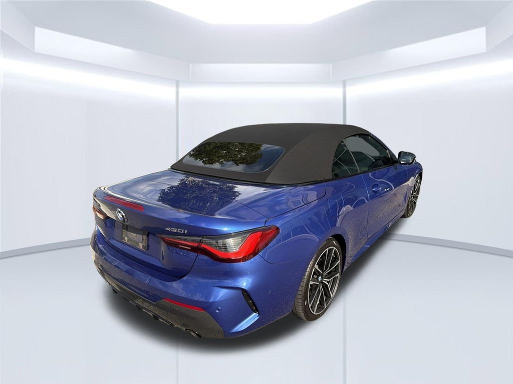 Used 2021 Blue BMW 430i image 3
