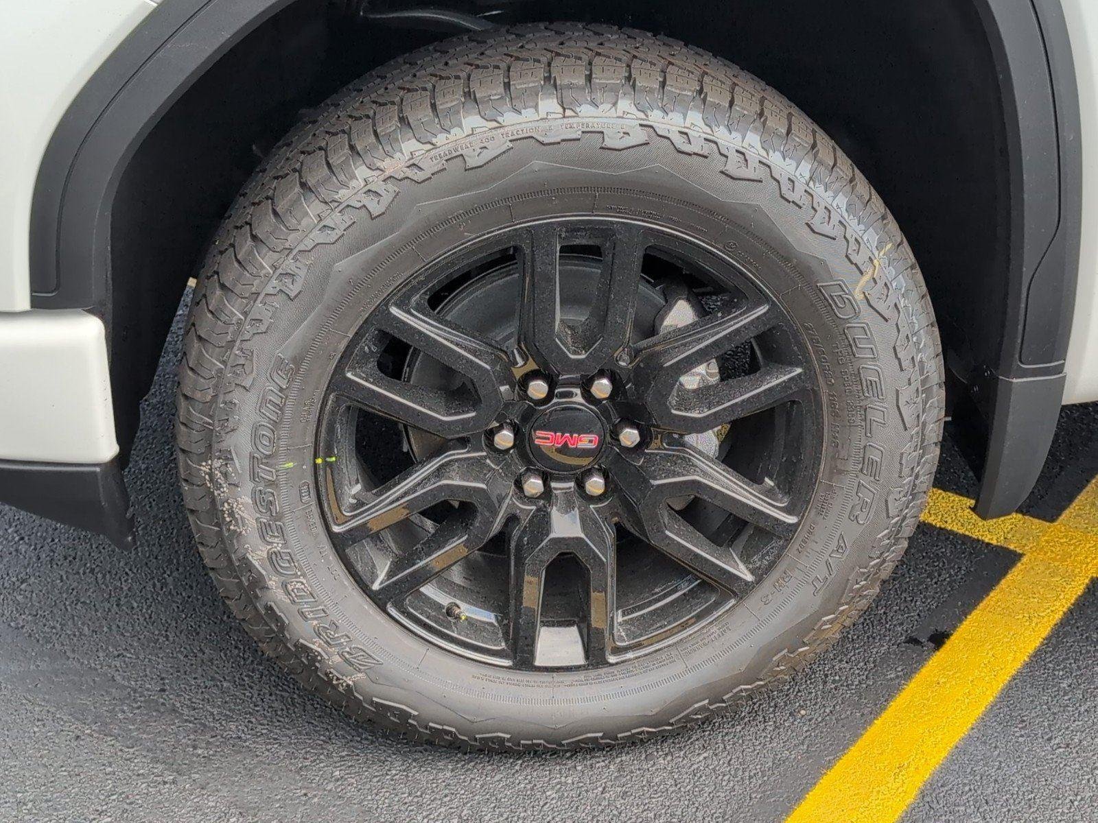 New 2026 Summit White GMC Elevation image 11