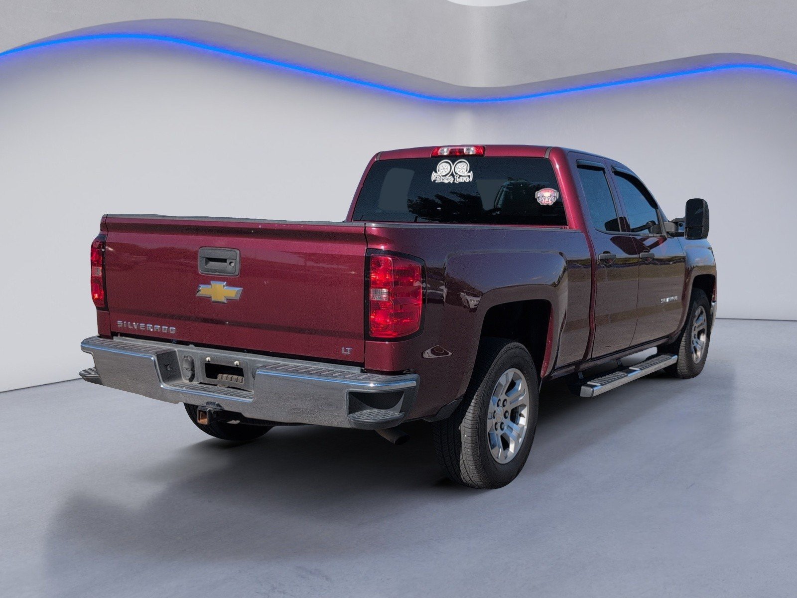 Used 2014 DEEP RUBY METALLIC Chevrolet LT image 3