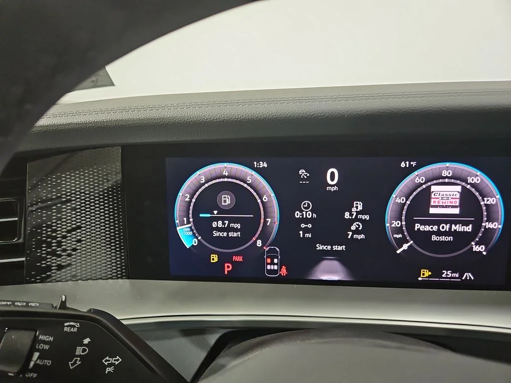New 2026 White Volkswagen 2.0T SE R-Line Black image 15