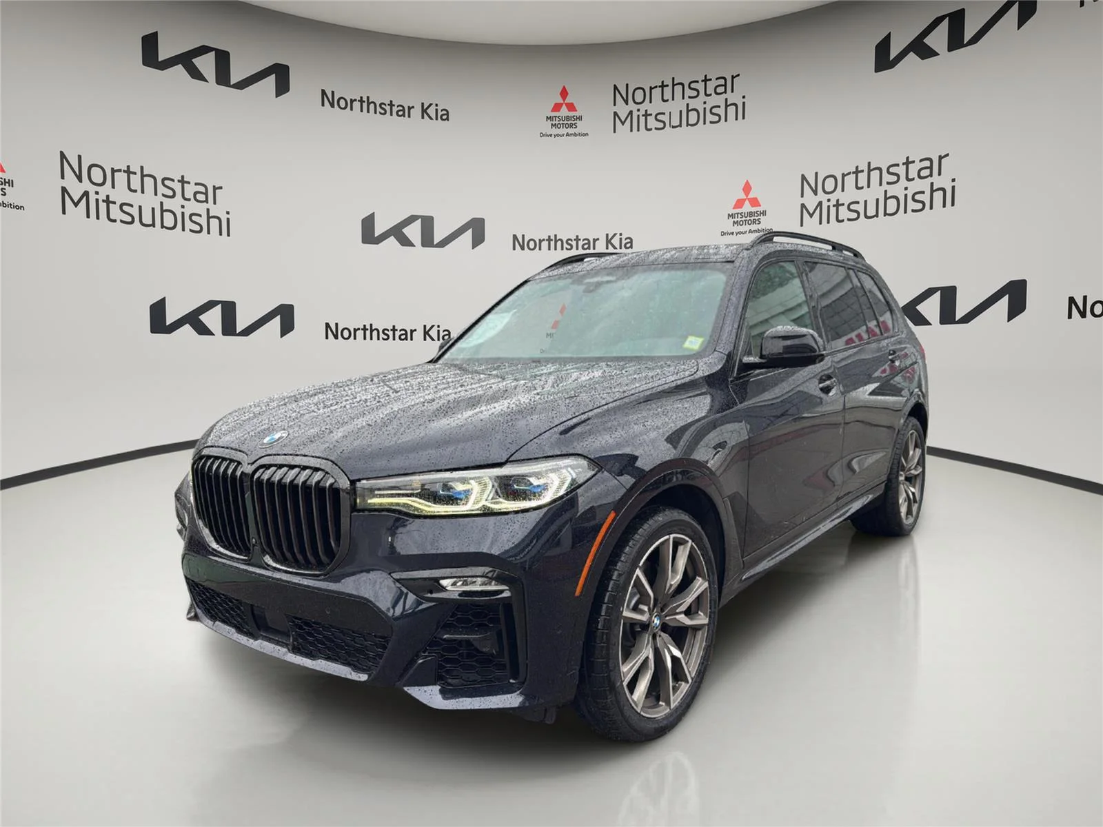 2022 BMW X7 M50i