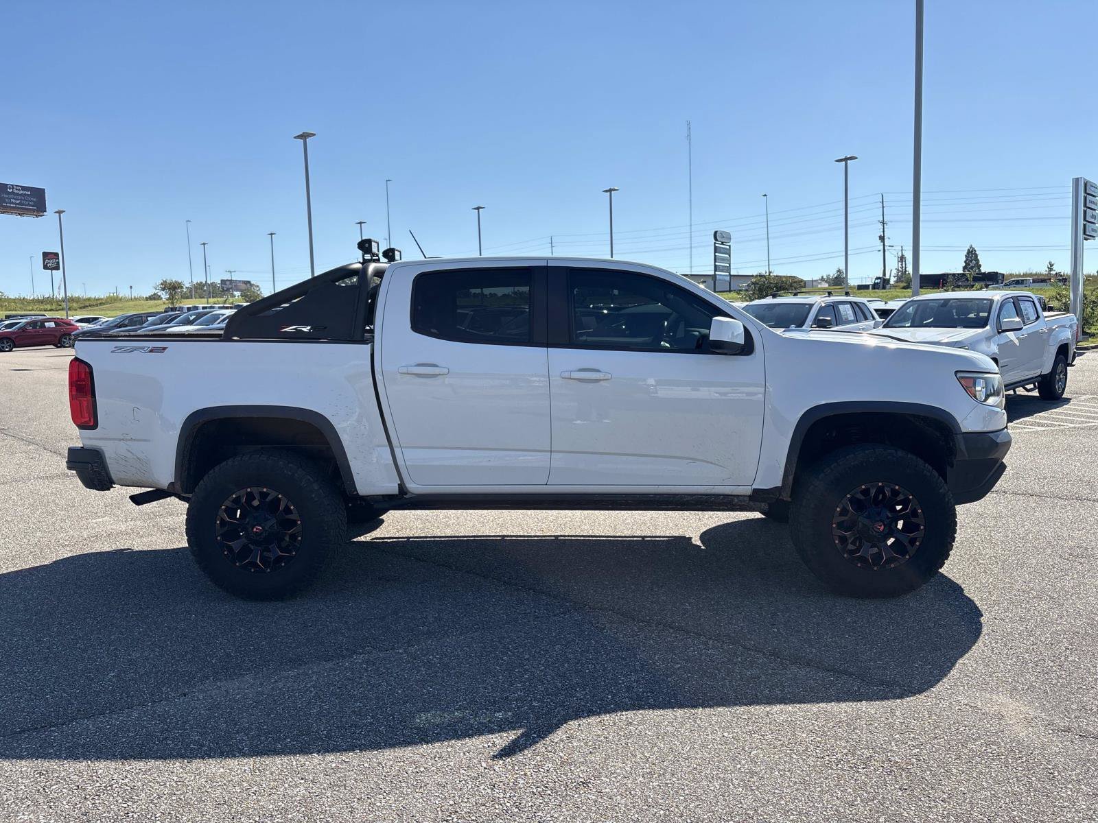 Used 2019 Summit White Chevrolet 4WD ZR2 image 4