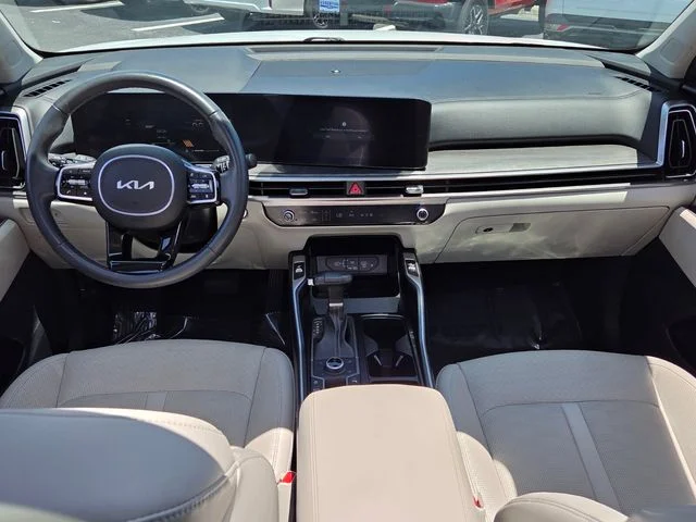 Used 2024 White Pearl Kia X-Line EX image 13